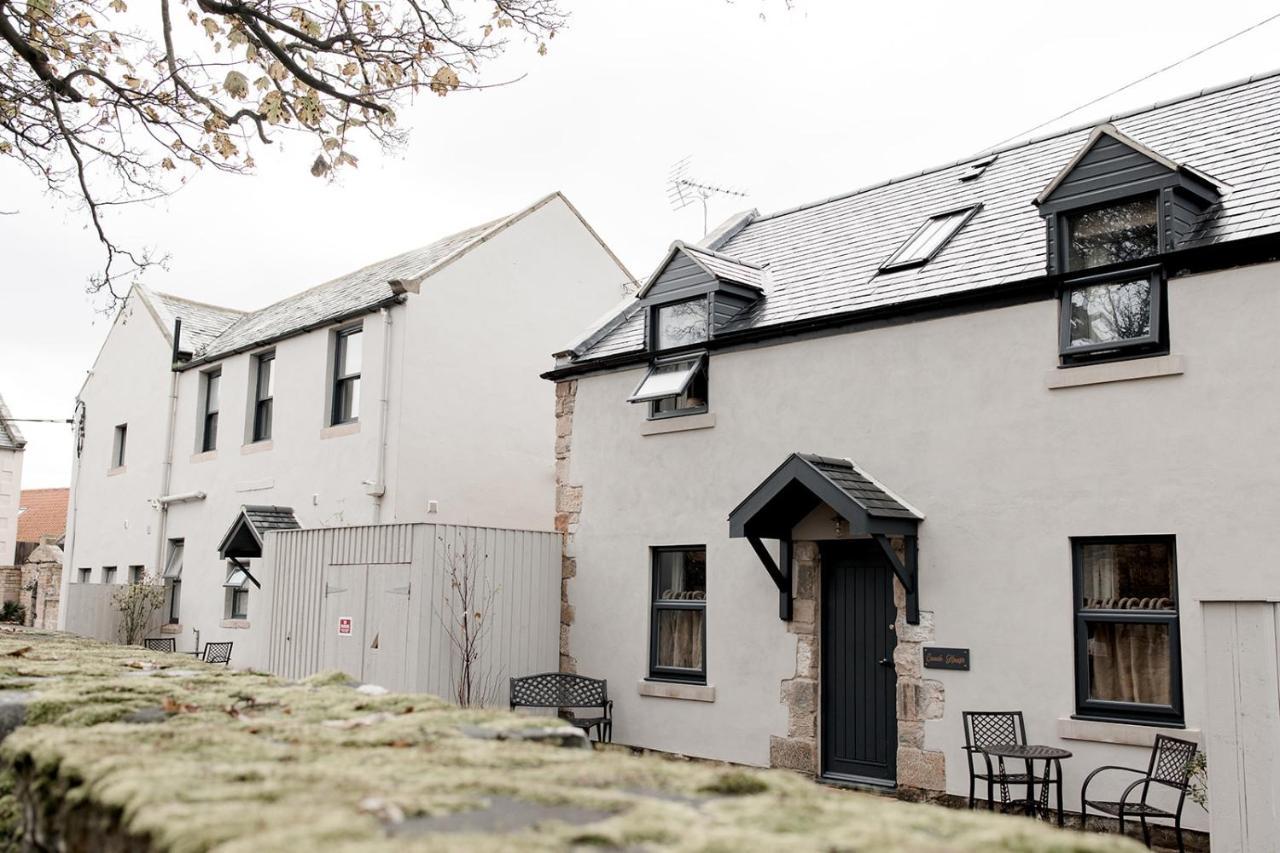 Beadnell Towers Hotel Esterno foto